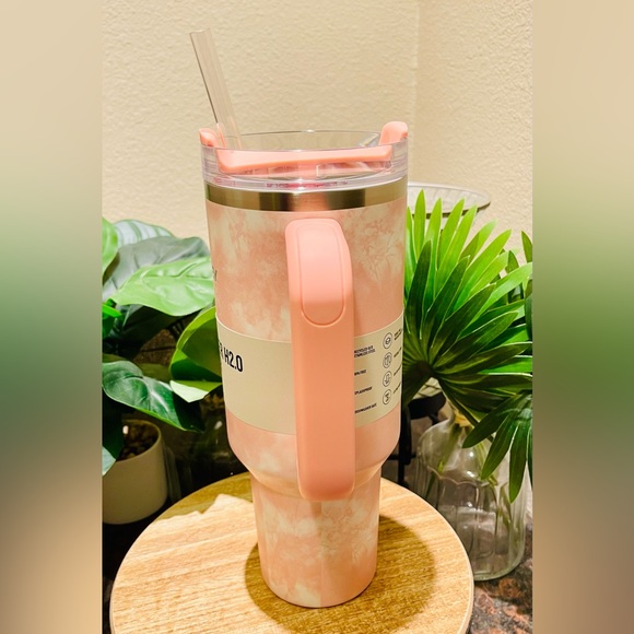 LAST ONE Pretty n Pink Bundle Stanley Tumbler Peach Tie Dye & Lululemon Belt bag - Picture 6 of 16